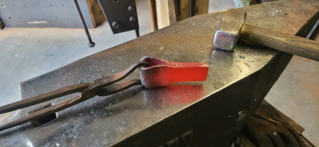 Forge and Wood Julien Clarenne Sainte Ode creation sur mesure fer et bois. (2)